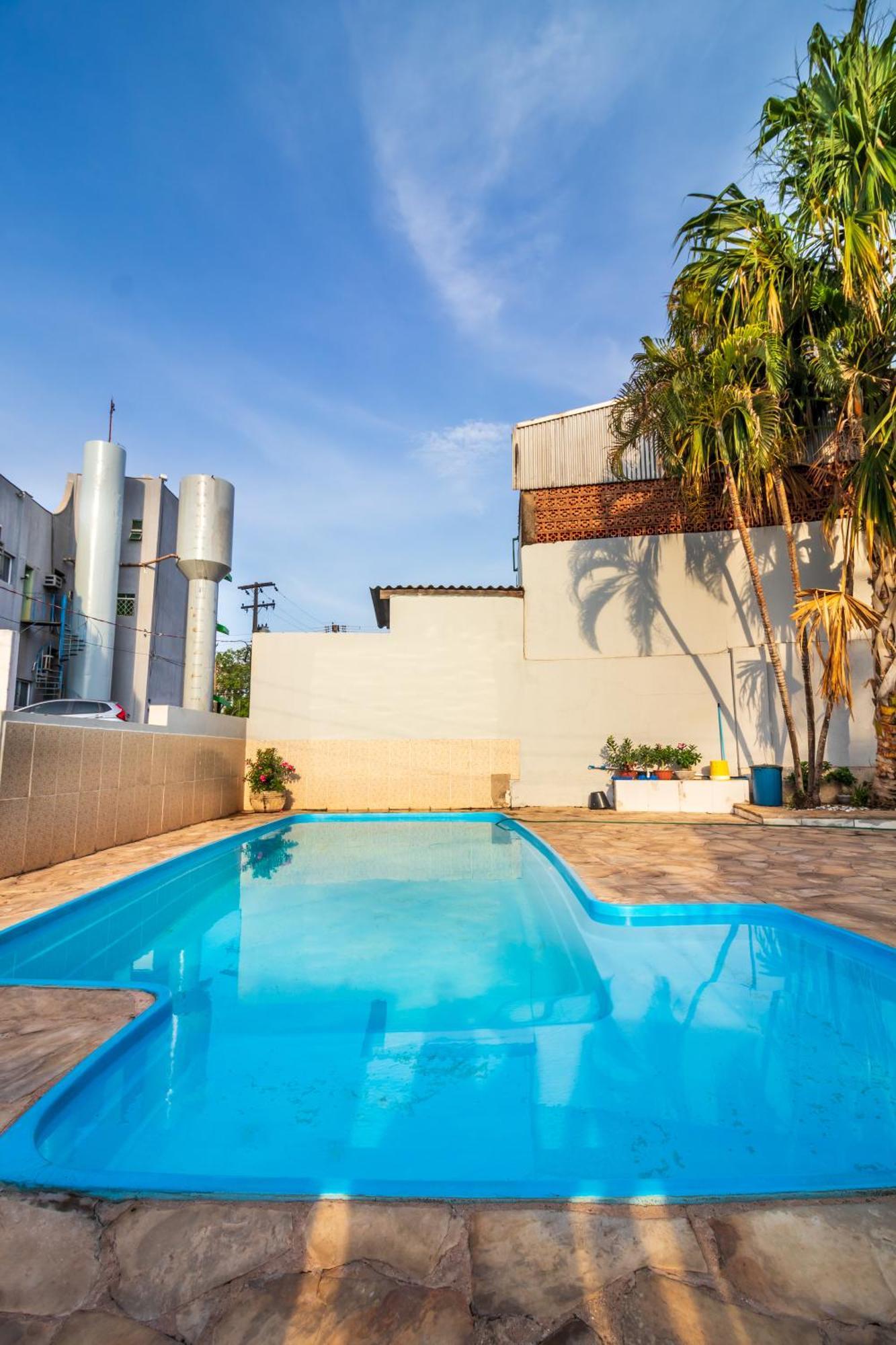 Hotel Los Angeles 쿠이아바 외부 사진